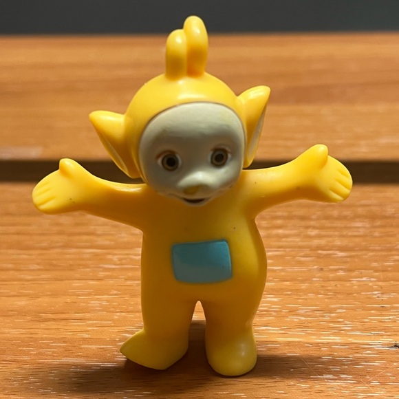 Vintage Teletubby Kids Toy Figure - Picture 1 of 1